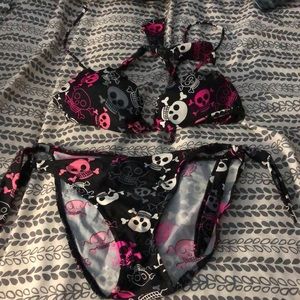 Skull and crossbones bikini